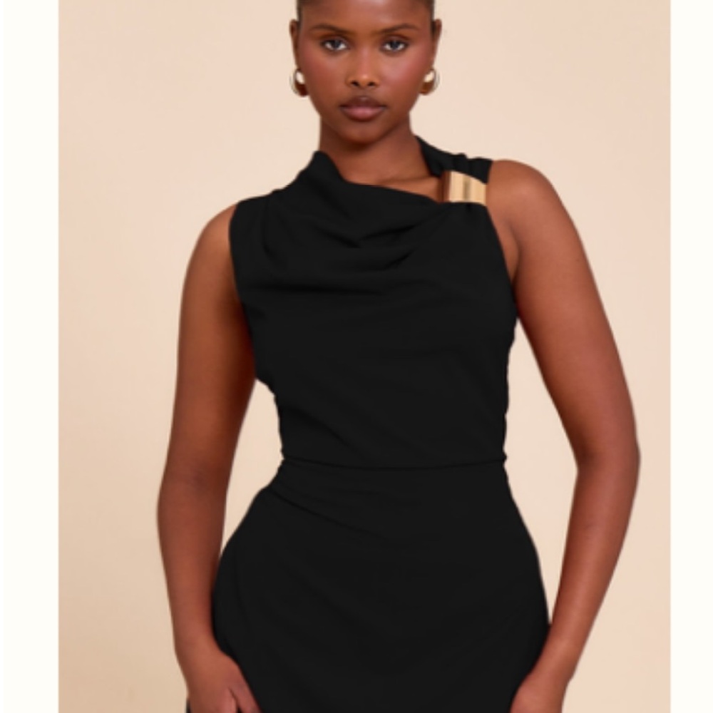 Elegant Black Dress with Gold Accent
